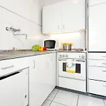 Tonis Apartment *